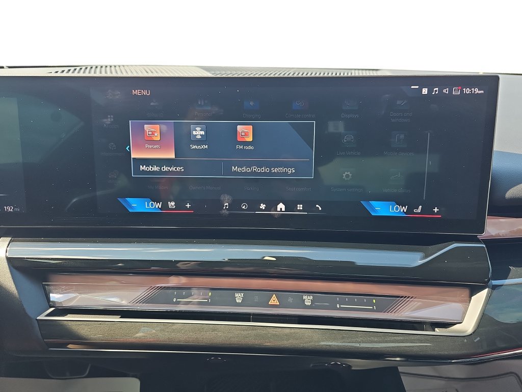 Used 2024 BMW i5 eDrive40i w/ M Sport Package RWD image 21