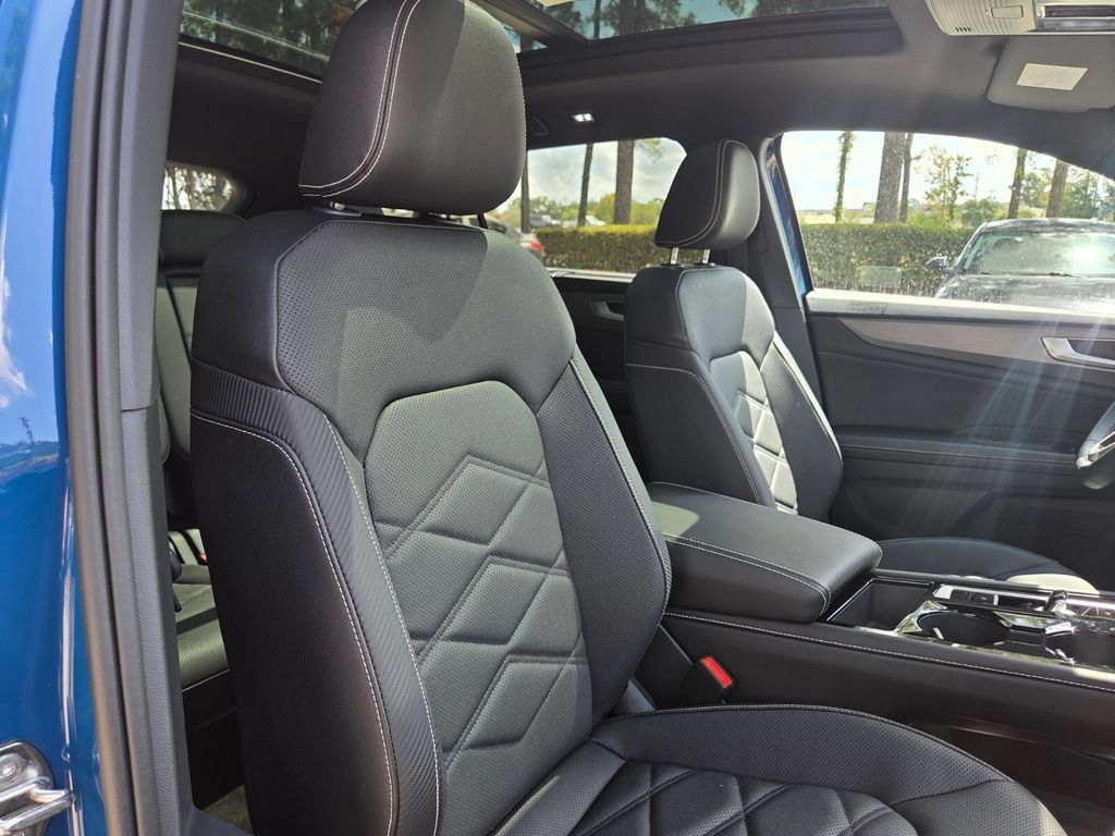 Certified 2026 Volkswagen Atlas Cross Sport SE FWD image 27