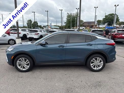 Used 2025 Buick Envista Preferred w/ Convenience II Package FWD image 6