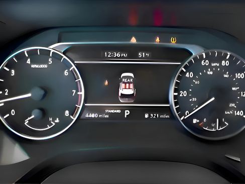 Used 2025 Nissan Rogue S FWD image 13