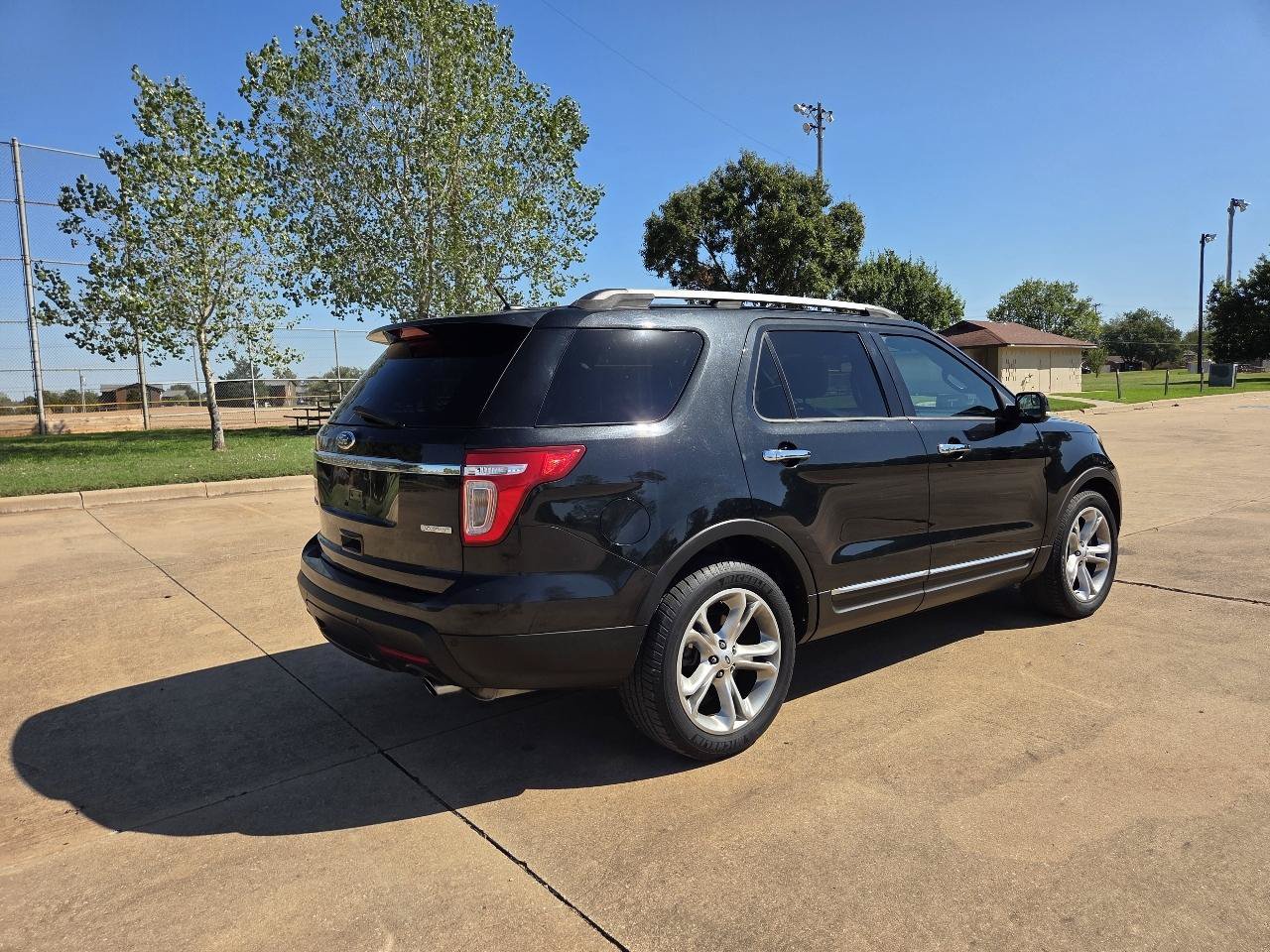 Used 2012 Ford Explorer Limited FWD image 33