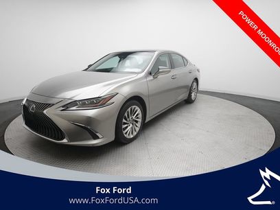 Used 2021 Lexus ES 350 w/ Accessory Package 2