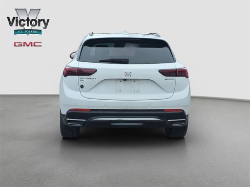 Used 2024 Buick Envision Sport Touring image 16