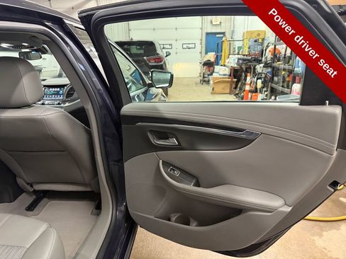 Used 2019 Chevrolet Impala LS image 32