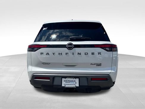 New 2026 Nissan Pathfinder Platinum w/ Cargo Package AWD/4WD image 4