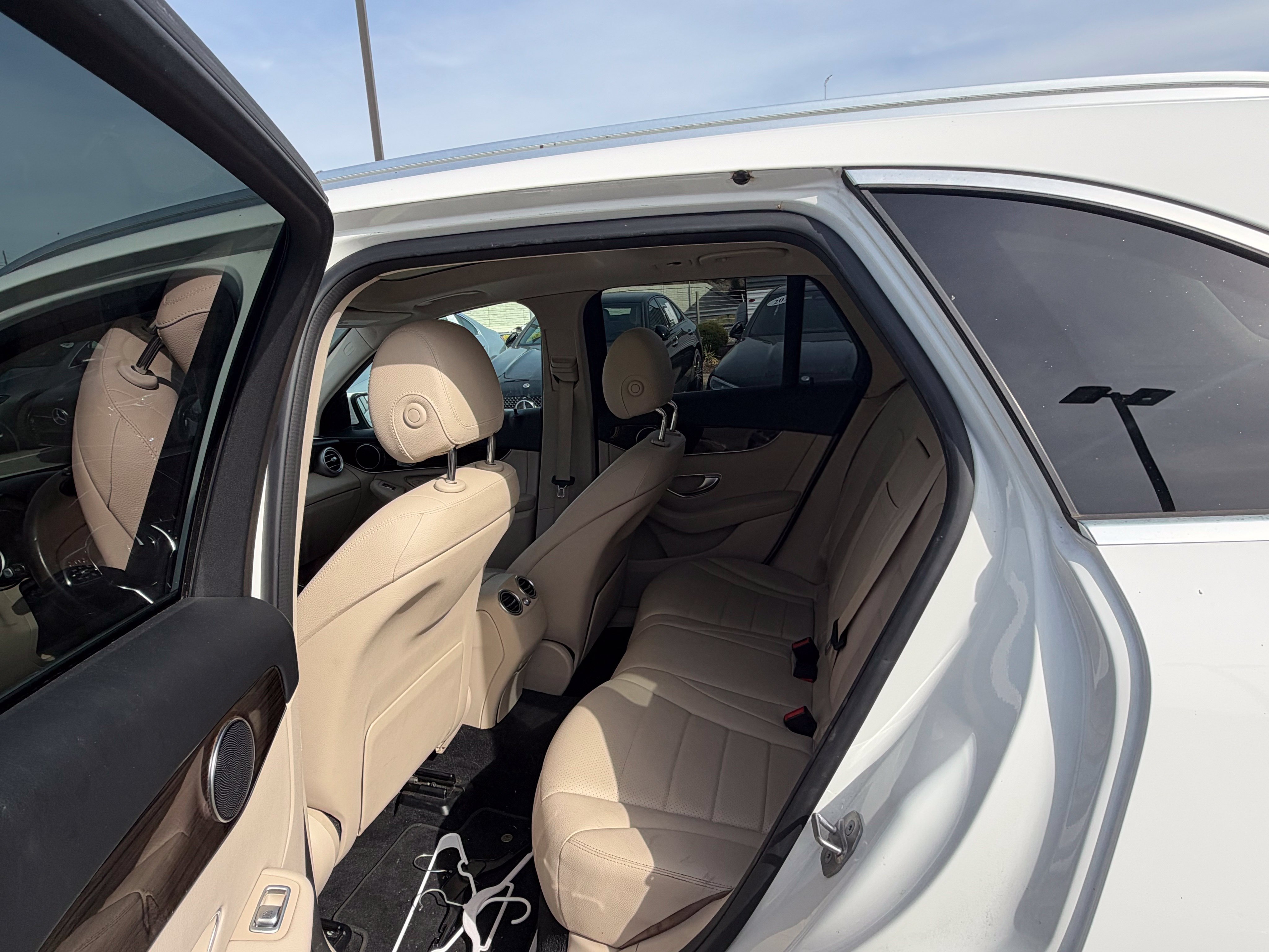 Used 2020 Mercedes-Benz GLC 300 4MATIC image 10