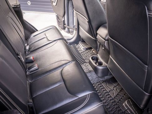 Used 2016 Jeep Wrangler Unlimited Sahara w/ Connectivity Group image 26