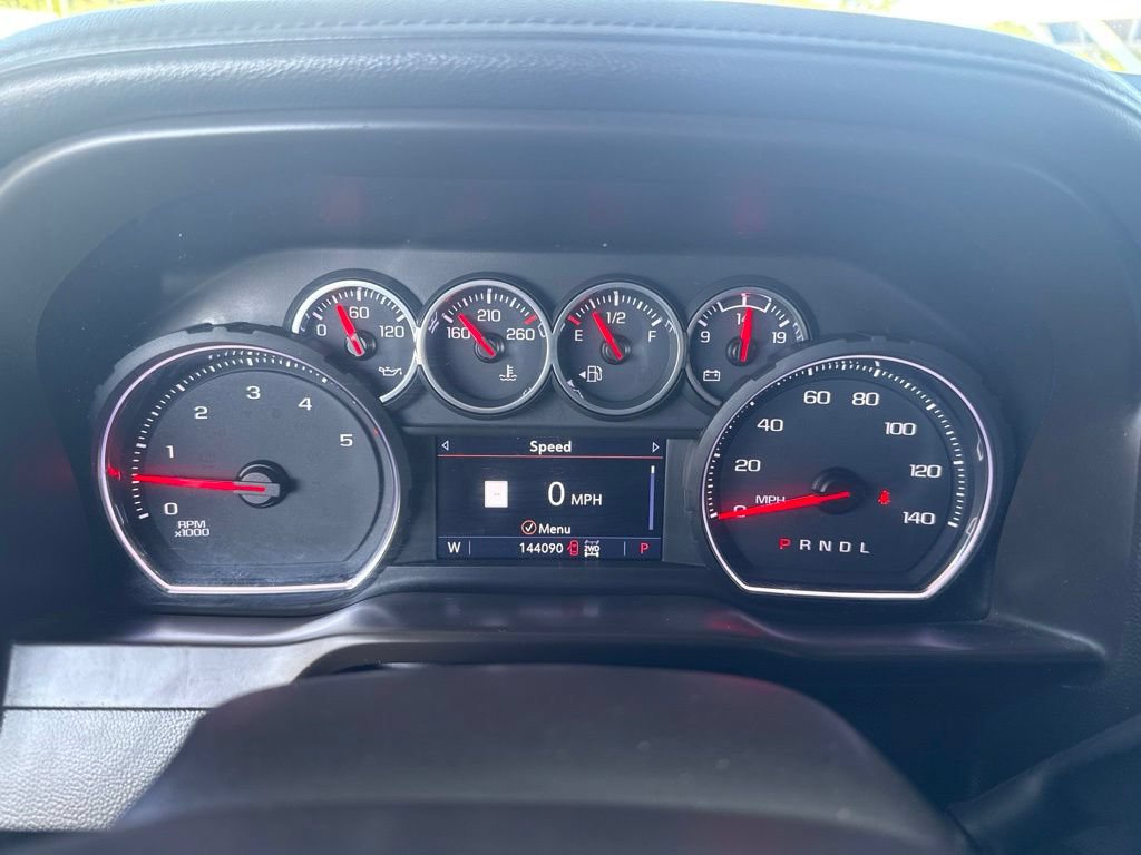 Used 2020 Chevrolet Silverado 3500 LTZ w/ LTZ Plus Package AWD/4WD image 31