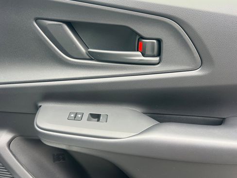 New 2026 Toyota Prius SE image 19