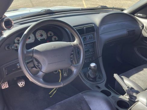 Used 2004 Ford Mustang Cobra RWD image 7
