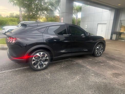 Used 2024 Ford Mustang Mach-E Select AWD/4WD image 3