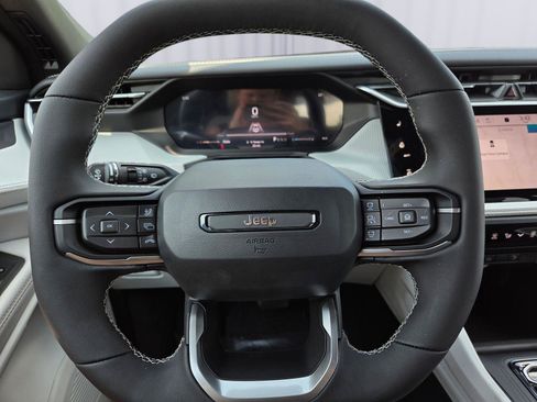 New 2026 Jeep Cherokee Limited AWD/4WD image 18