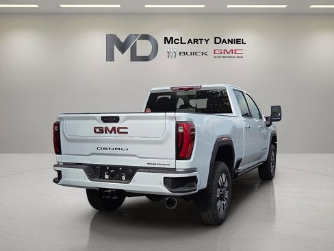 New 2026 GMC Sierra 3500 Denali w/ Denali Reserve Package image 5