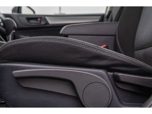 Used 2019 Subaru Outback 2.5i image 16