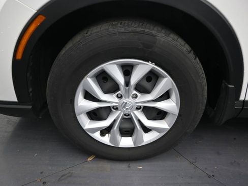 Used 2025 Honda CR-V LX image 9