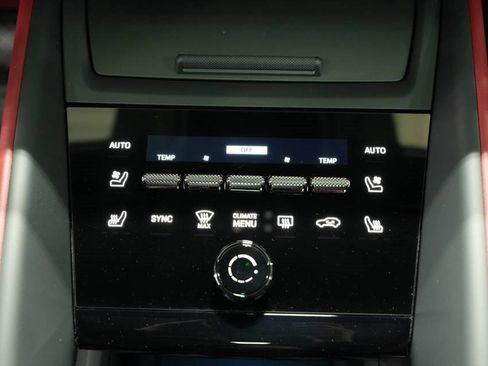 Used 2025 Porsche Macan Electric image 22