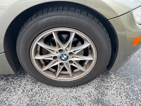 Used 2005 BMW Z4 2.5i RWD image 8