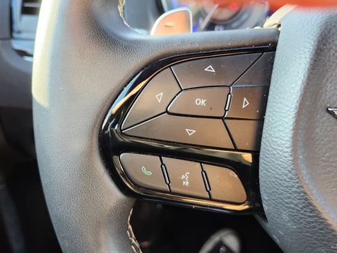 Used 2023 Chrysler 300 S image 36