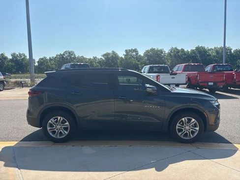 Used 2020 Chevrolet Blazer LT FWD image 7