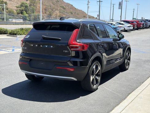 Used 2020 Volvo XC40 T5 Momentum AWD/4WD image 10
