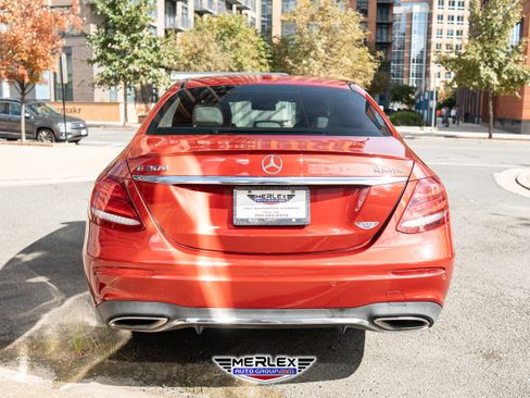 Used 2019 Mercedes-Benz E 300 4MATIC w/ Driver Assistance Package image 6