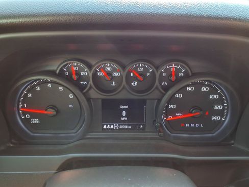 Used 2025 GMC Sierra 2500 Pro w/ 1SA Pro Safety Plus Package AWD/4WD image 12