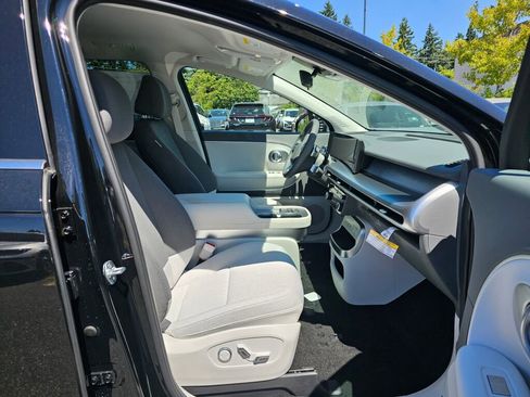New 2026 Hyundai Ioniq 9 SE image 10