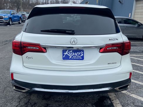 Used 2018 Acura MDX w/ Technology & Entertainment image 5