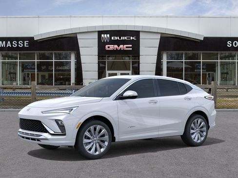 New 2026 Buick Envista Avenir image 2