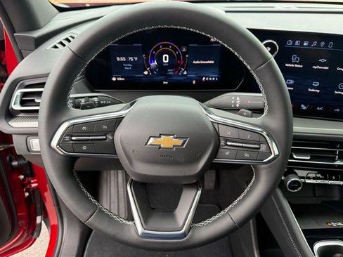New 2026 Chevrolet Traverse LT FWD image 8