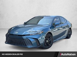 Used 2025 Toyota Camry SE w/ Multimedia Upgrade Package FWD video 1