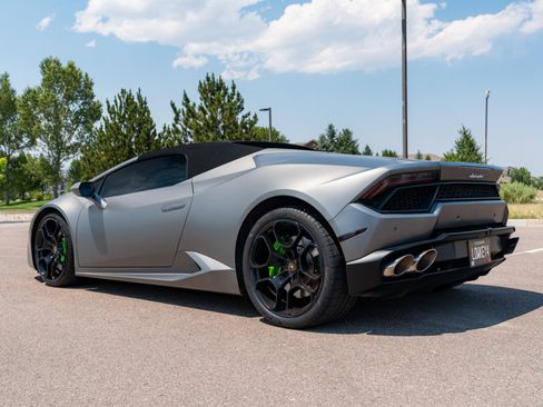 Used 2017 Lamborghini Huracan LP 580-2 RWD image 16