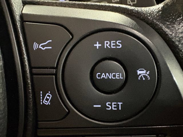 Certified 2025 Toyota RAV4 LE AWD/4WD image 10