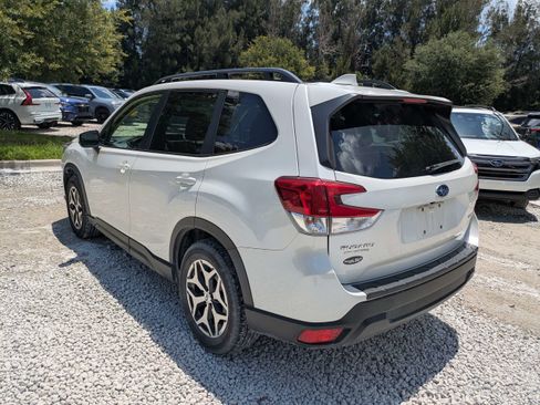 Certified 2023 Subaru Forester Premium w/ Popular Package #2 AWD/4WD image 6