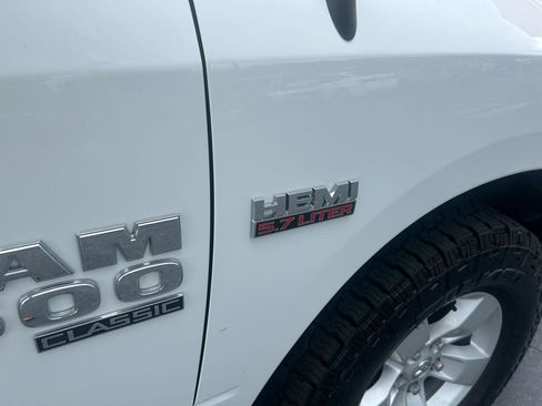 Used 2021 RAM 1500 Classic SLT w/ Protection Group AWD/4WD image 32