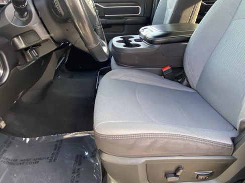 Used 2024 RAM 3500 Big Horn image 17