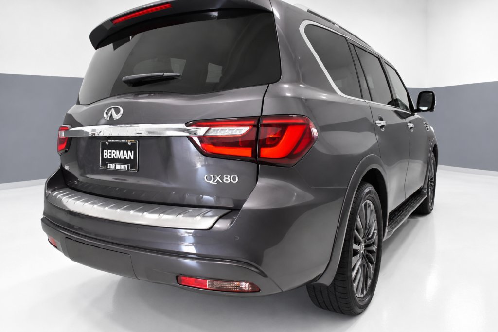 Used 2023 INFINITI QX80 Sensory w/ Cargo Package AWD/4WD image 8