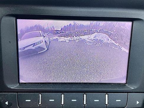 Used 2015 Chevrolet Colorado W/T image 13