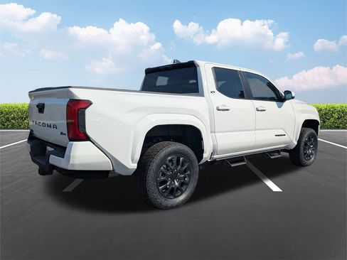 New 2025 Toyota Tacoma SR5 image 4