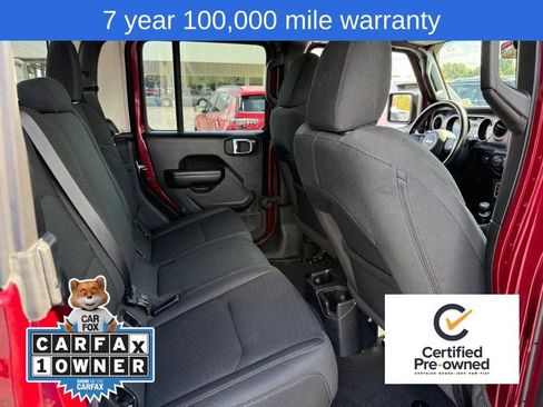 Certified 2021 Jeep Gladiator Willys image 10