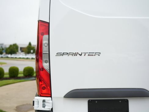 New 2025 Mercedes-Benz Sprinter 2500 image 14