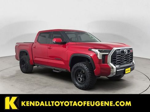 Used 2022 Toyota Tundra SR5 w/ TRD Off-Road Premium Package AWD/4WD image 7