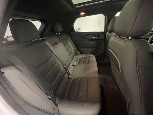 Used 2023 Chevrolet TrailBlazer RS w/ Sun and Liftgate Package FWD image 26