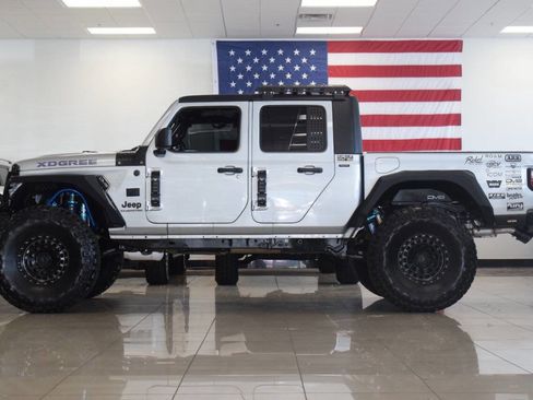 Used 2022 Jeep Gladiator Sport AWD/4WD image 21