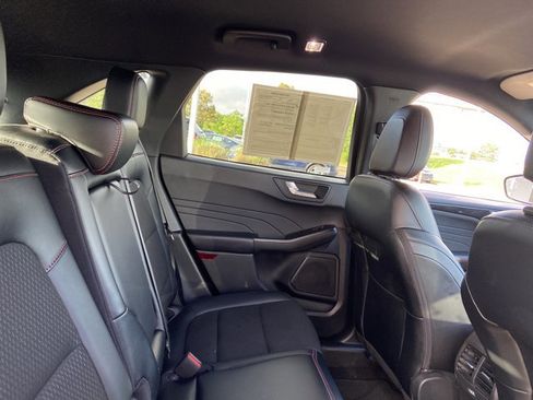 Used 2025 Ford Escape ST-Line AWD/4WD image 23