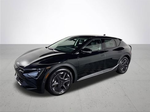 New 2025 Kia EV6 Light image 2