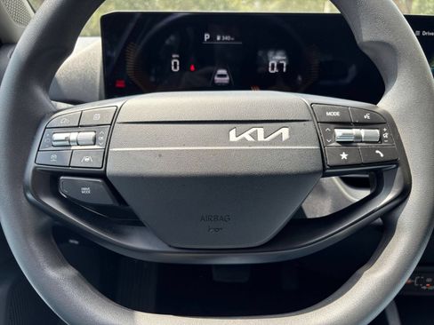 Used 2026 Kia K4 FWD image 27