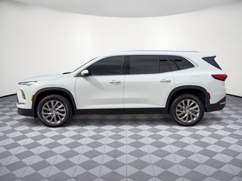 Used 2025 Buick Enclave Preferred w/ LPO, Floor Liner Package FWD image 2