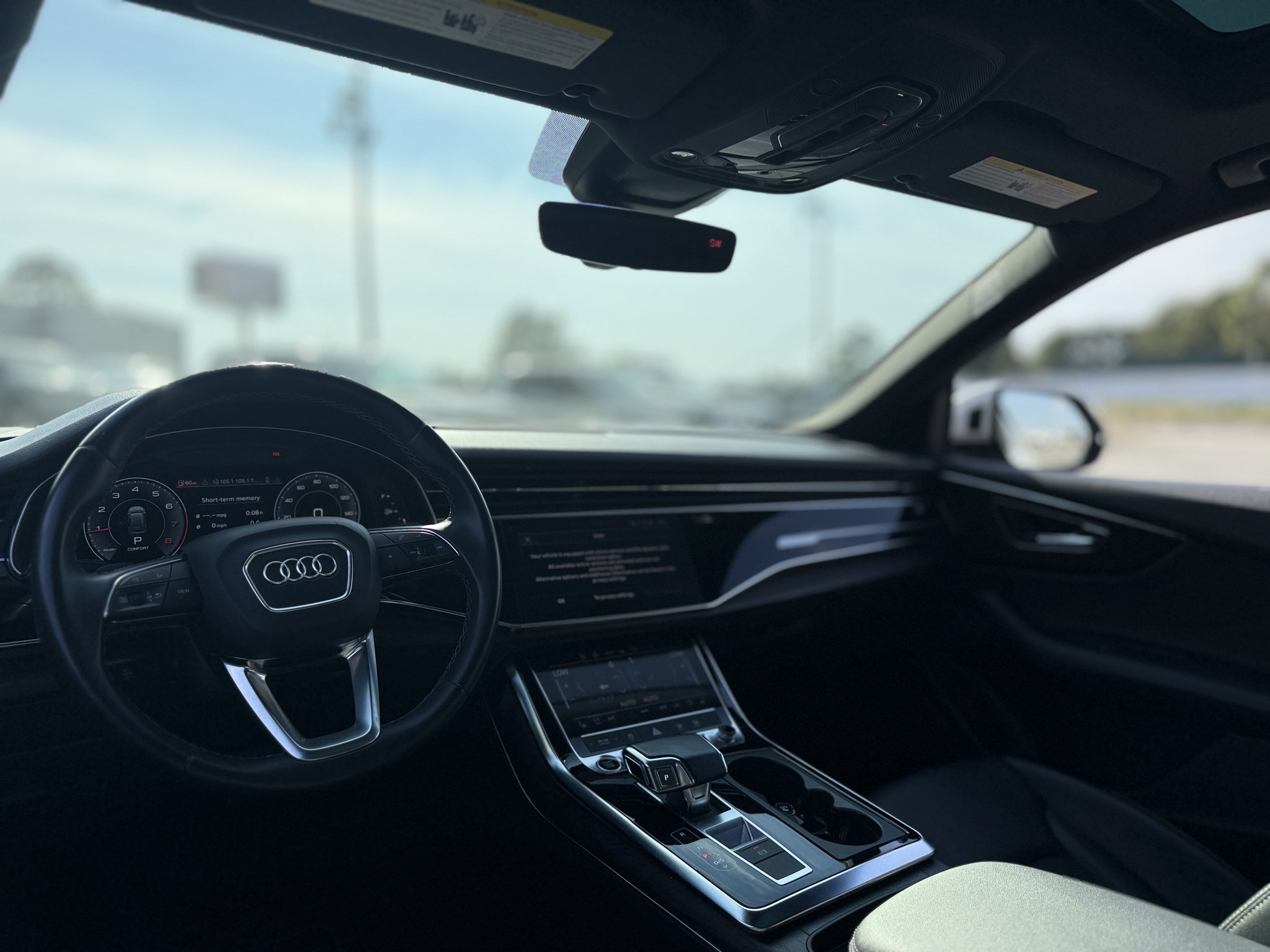Used 2022 Audi Q8 Premium Plus AWD/4WD image 31