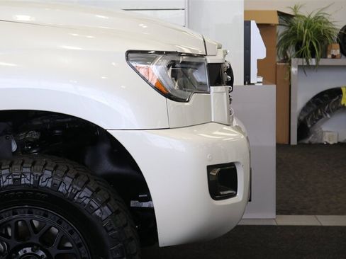 Used 2021 Toyota Sequoia Nightshade w/ Safety & Convenience Package AWD/4WD image 91
